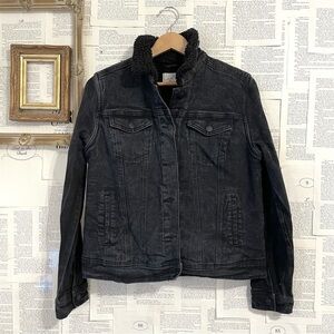 Universal Threads Lined Jean Jacket